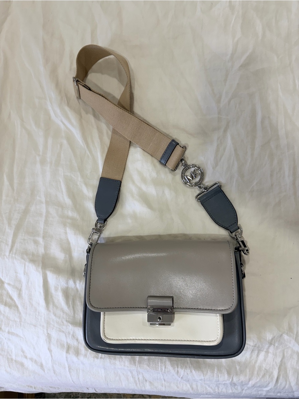 Micheal Kors Greenwich Small Color-block Crossbody Gray White and Silver Hardwar